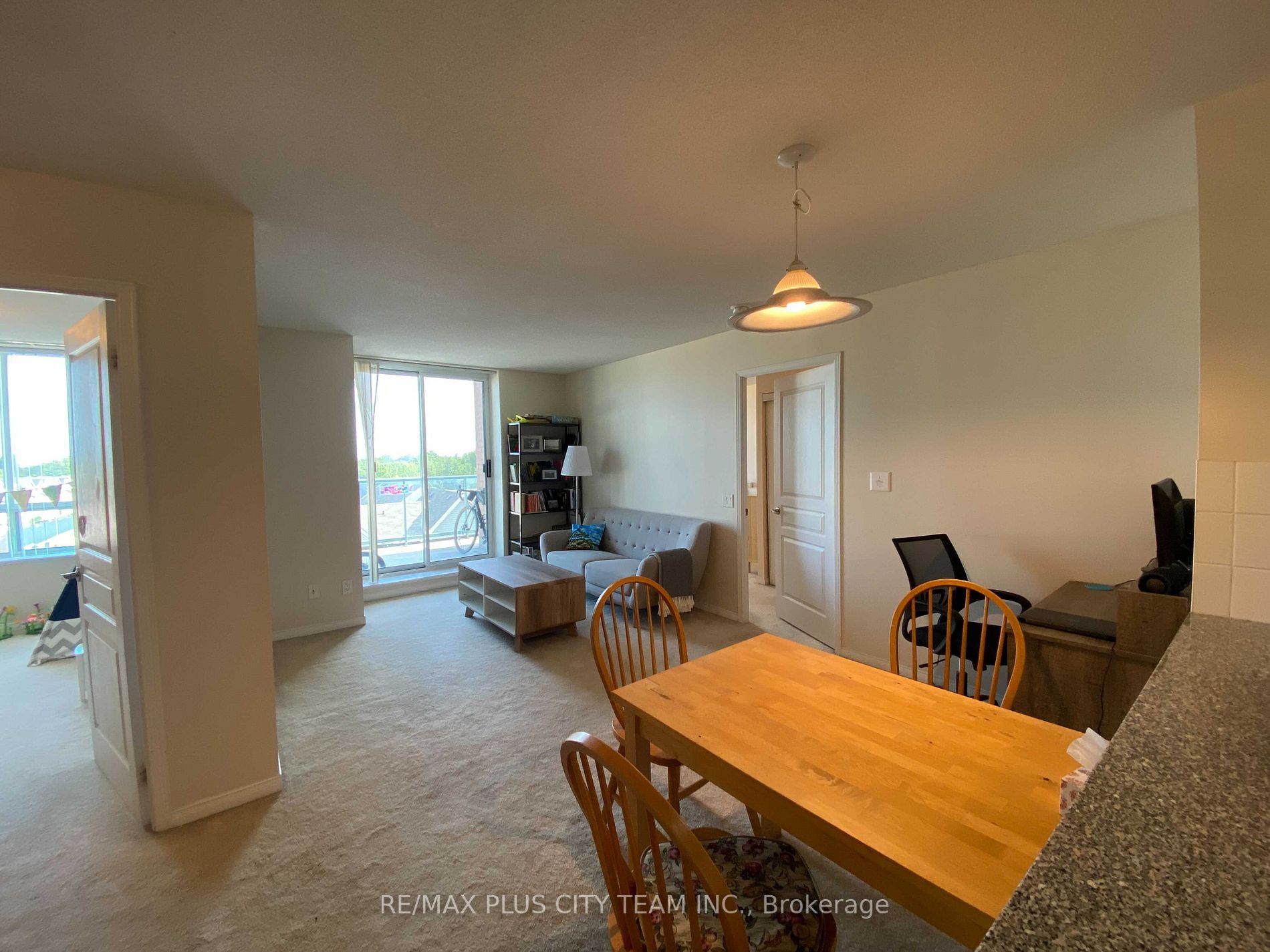 Listing E6689644 - Large Photo # 3