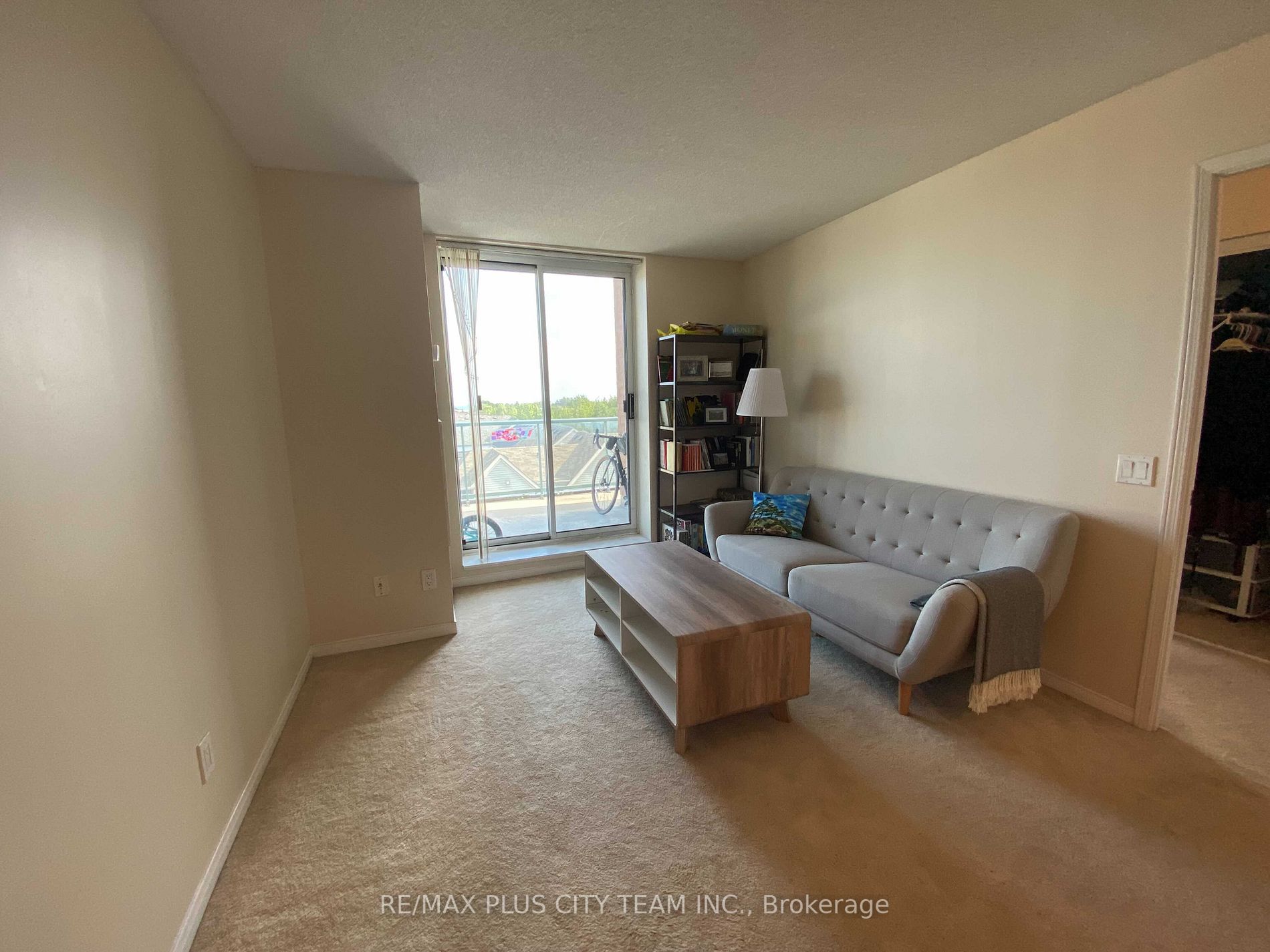 Listing E6689644 - Large Photo # 2