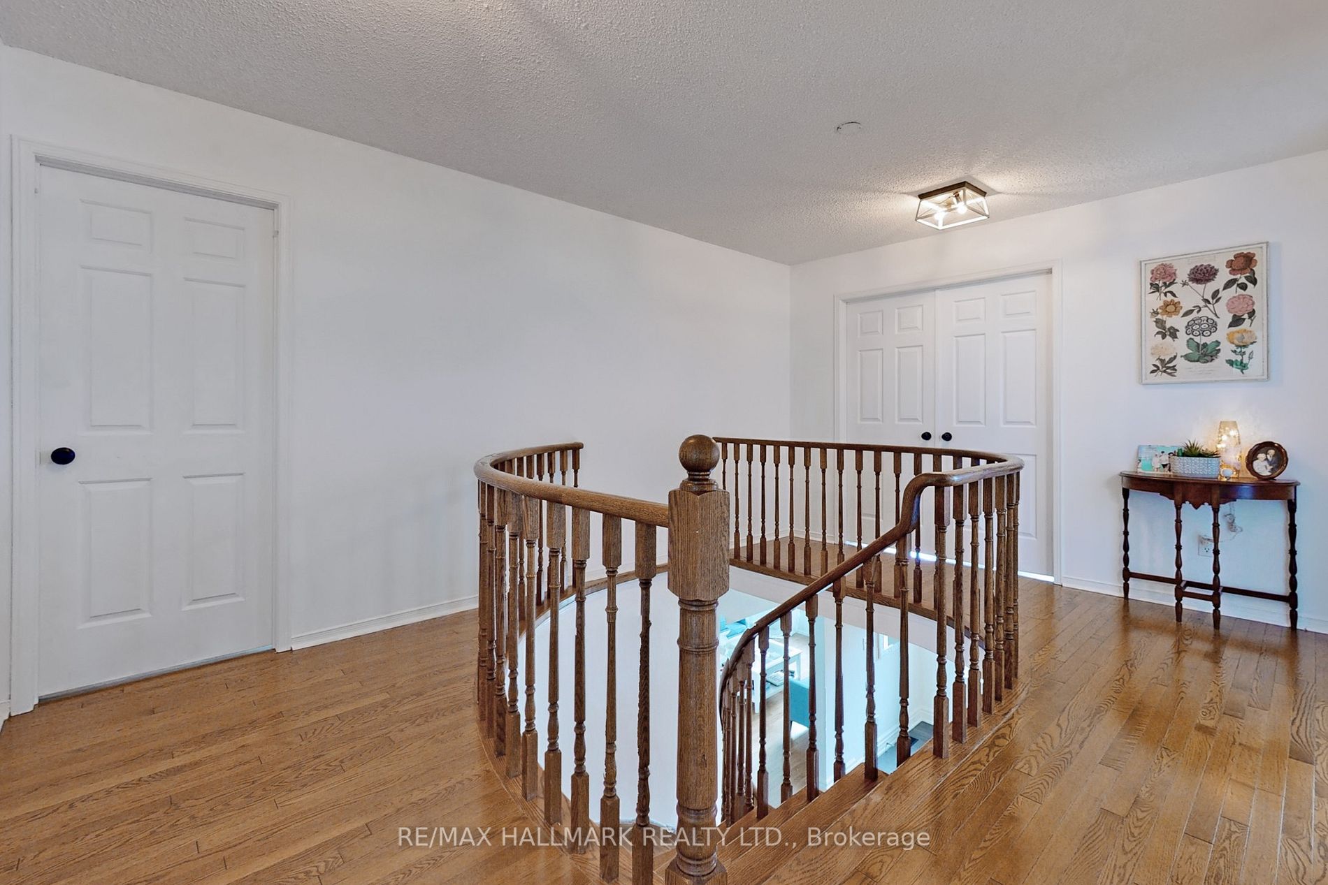 69 Blueking Crescent