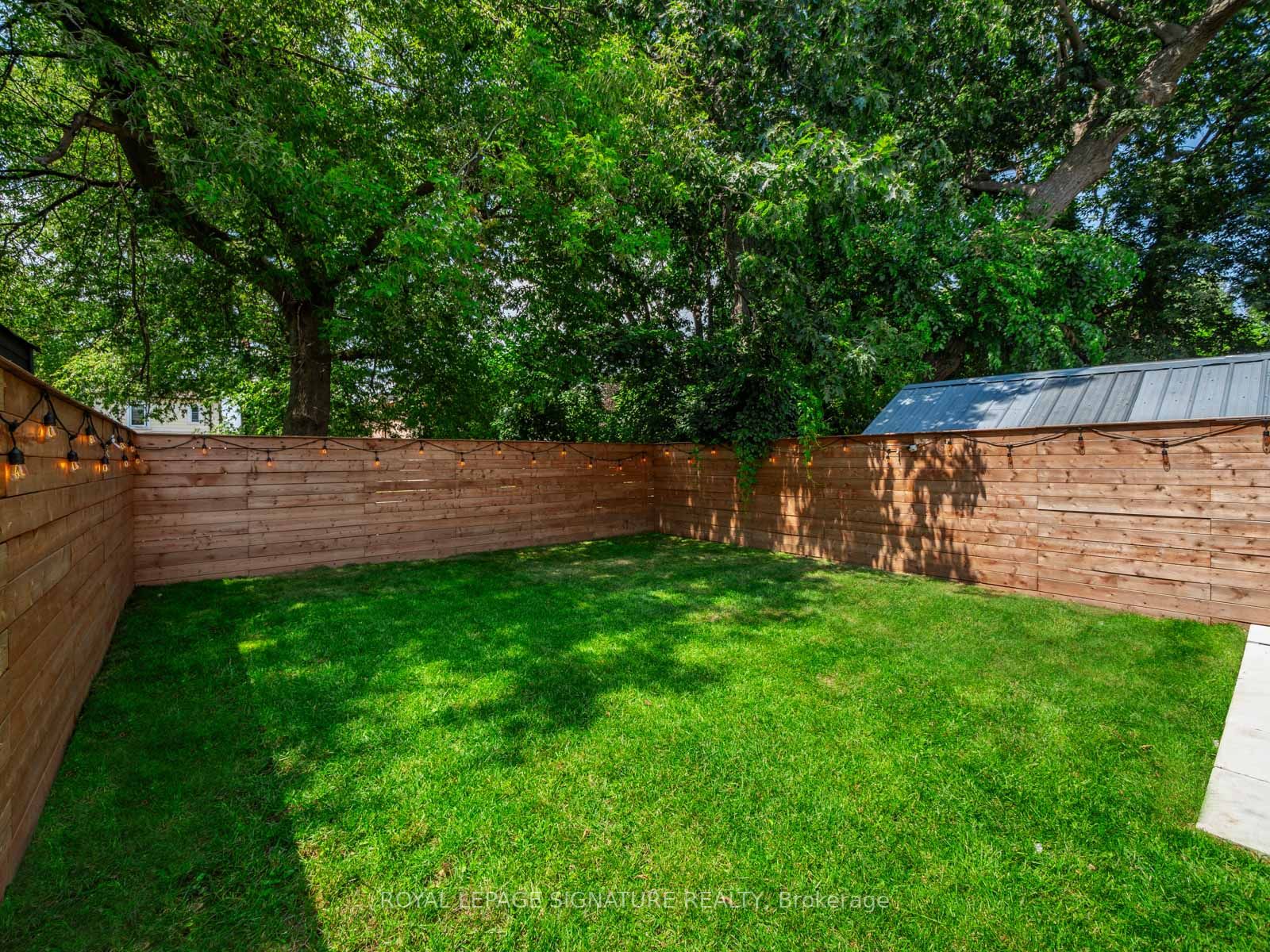 186 Oak Park Ave