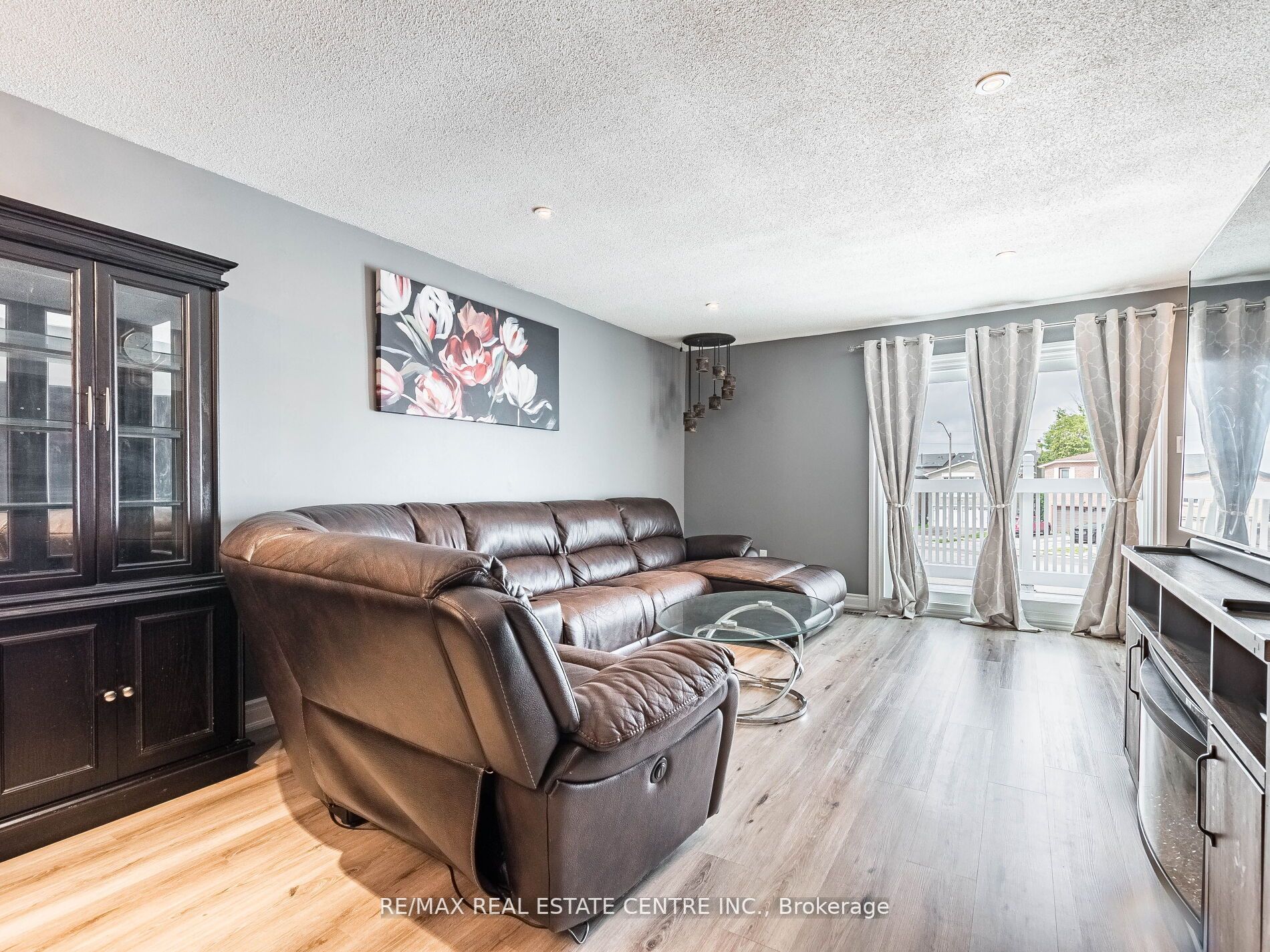 764 Hampton Crt
