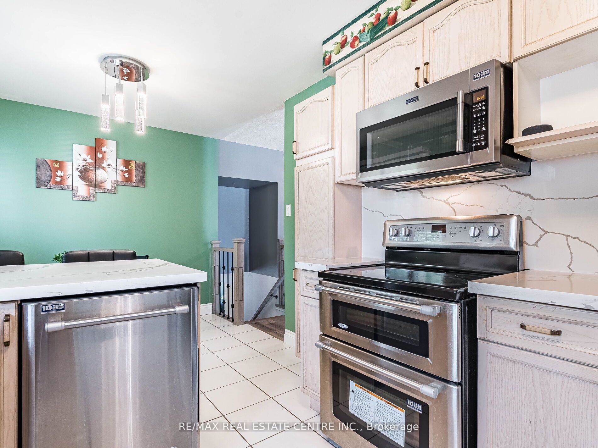 764 Hampton Crt