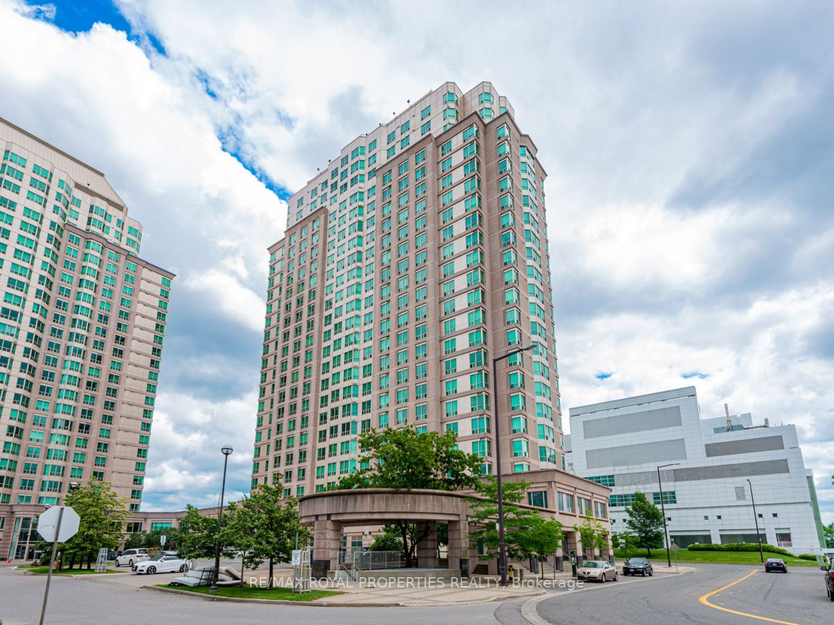 1 Lee Centre Dr, #2106