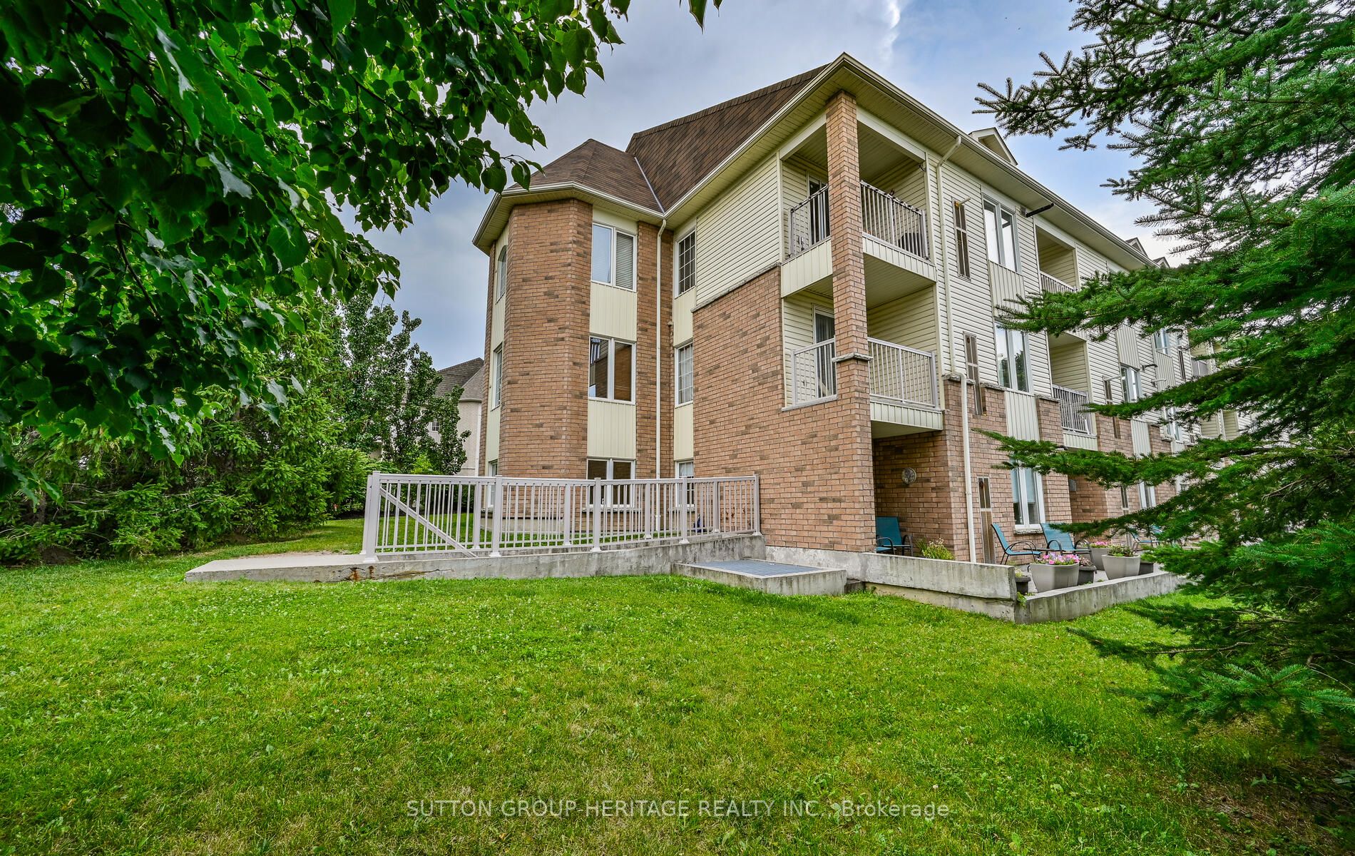 2 Petra Way, #Unit #1