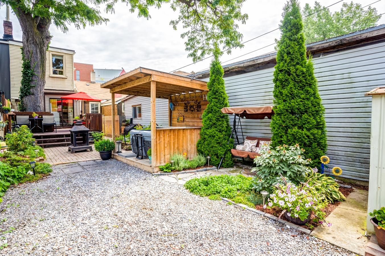 48 Pape Ave