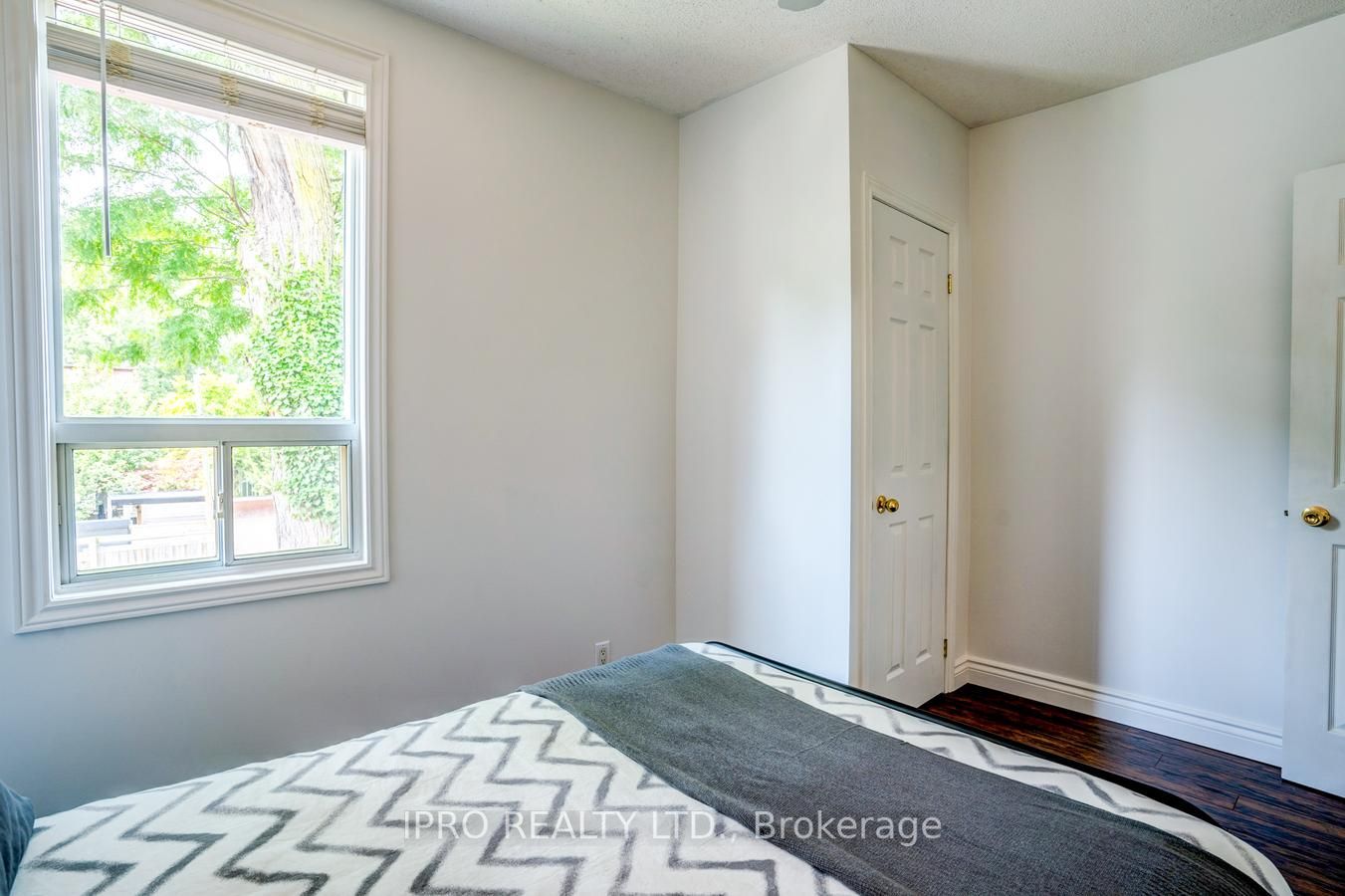 48 Pape Ave