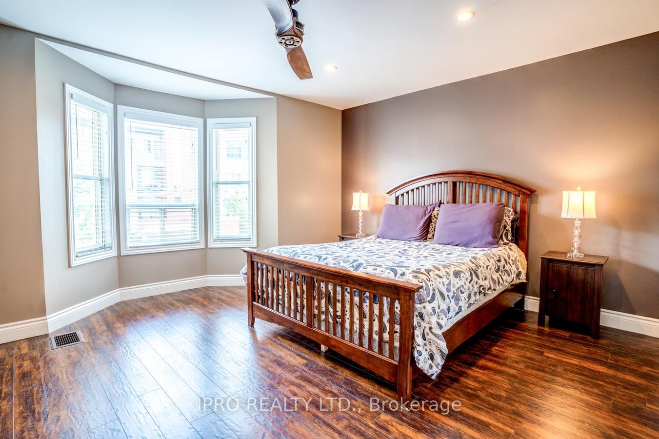 48 Pape Ave