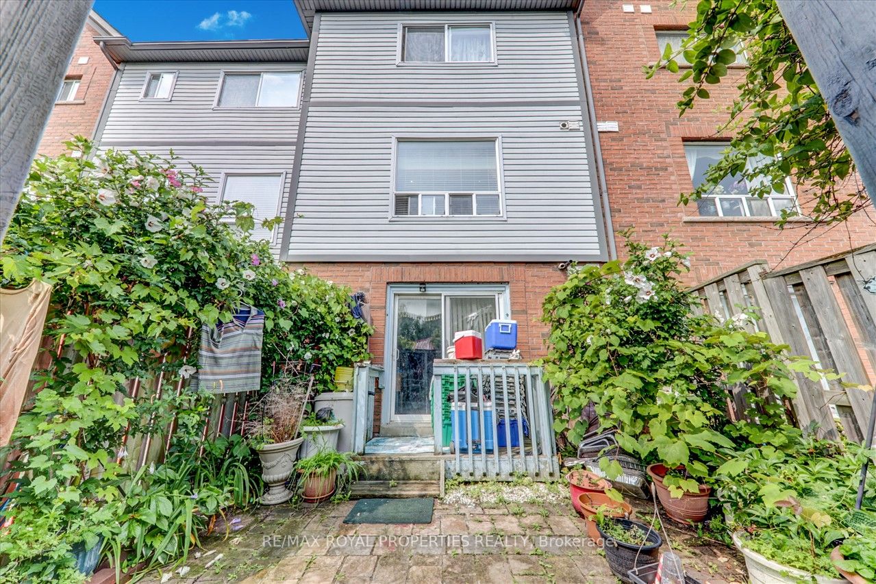 144 Jenkinson Way, #14