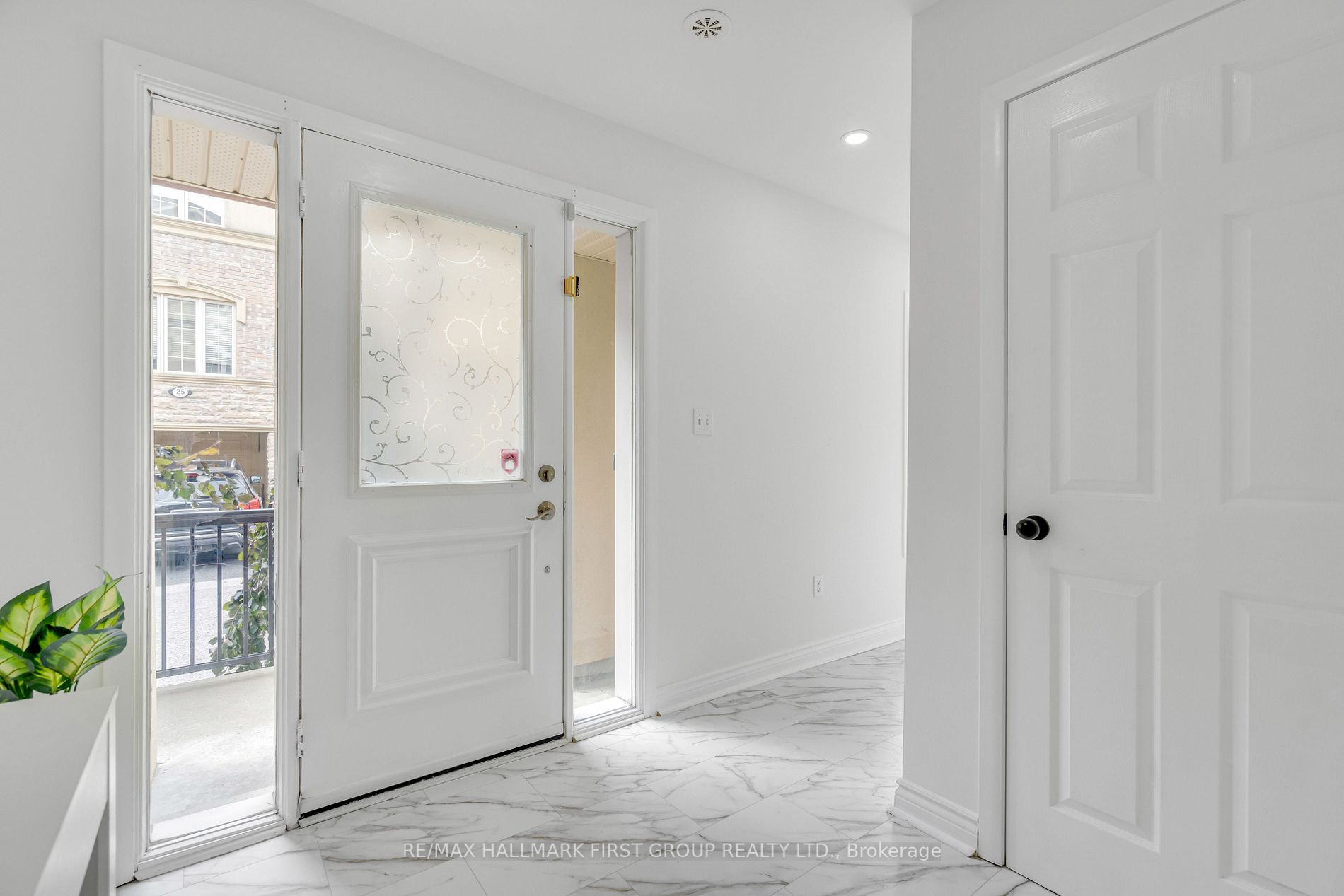1250 St Martins Dr, #96