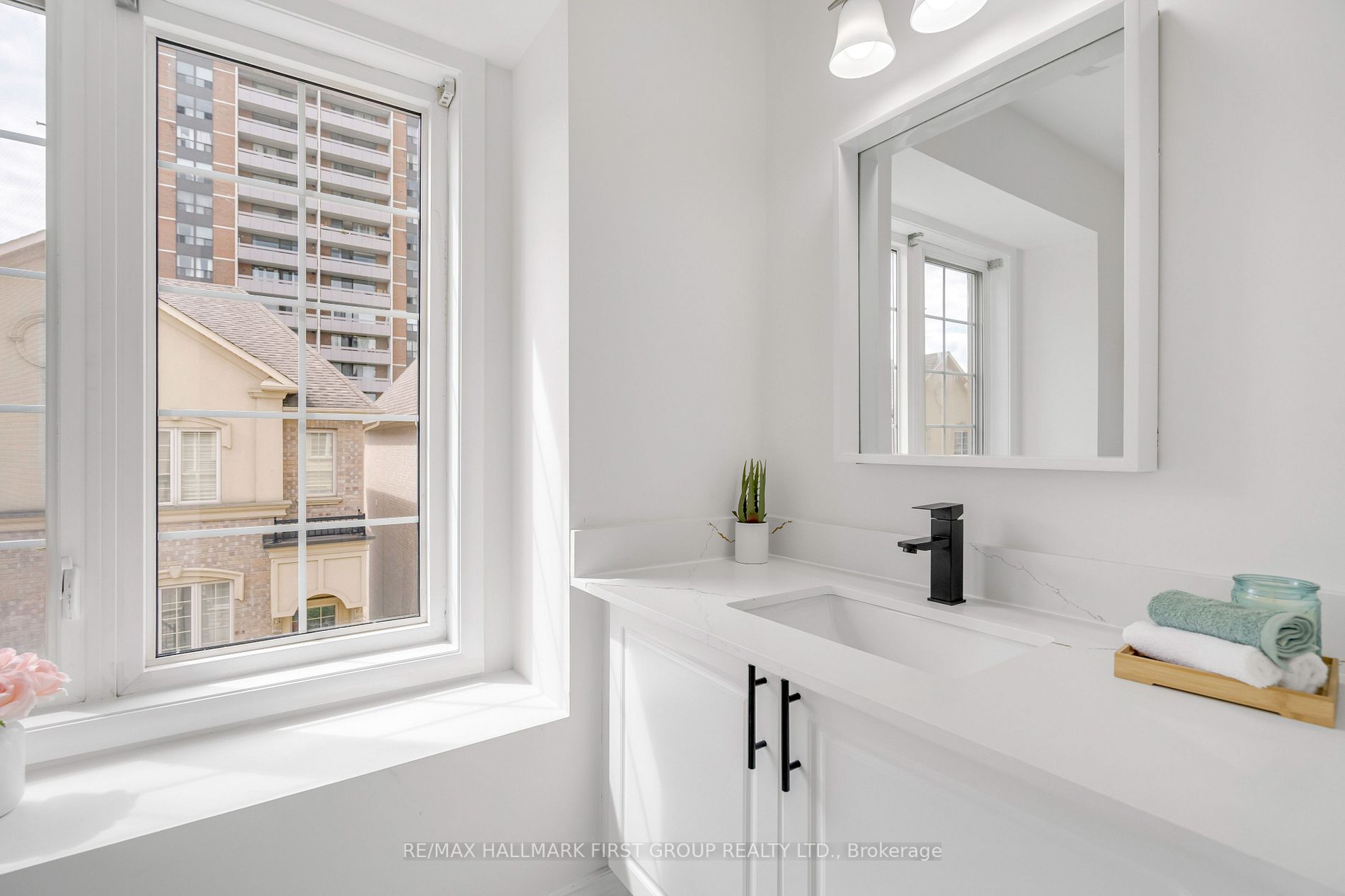 1250 St Martins Dr, #96