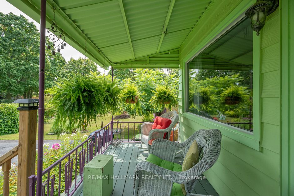22 Westcroft Dr