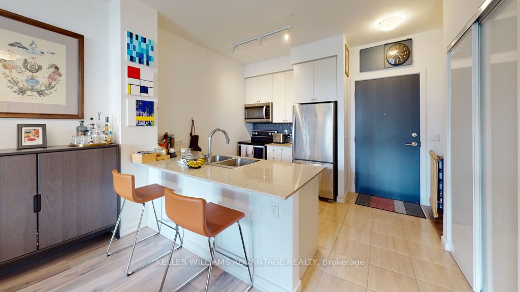 8 Trent Ave, #201