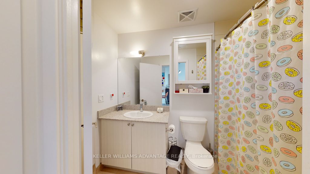 8 Trent Ave, #201