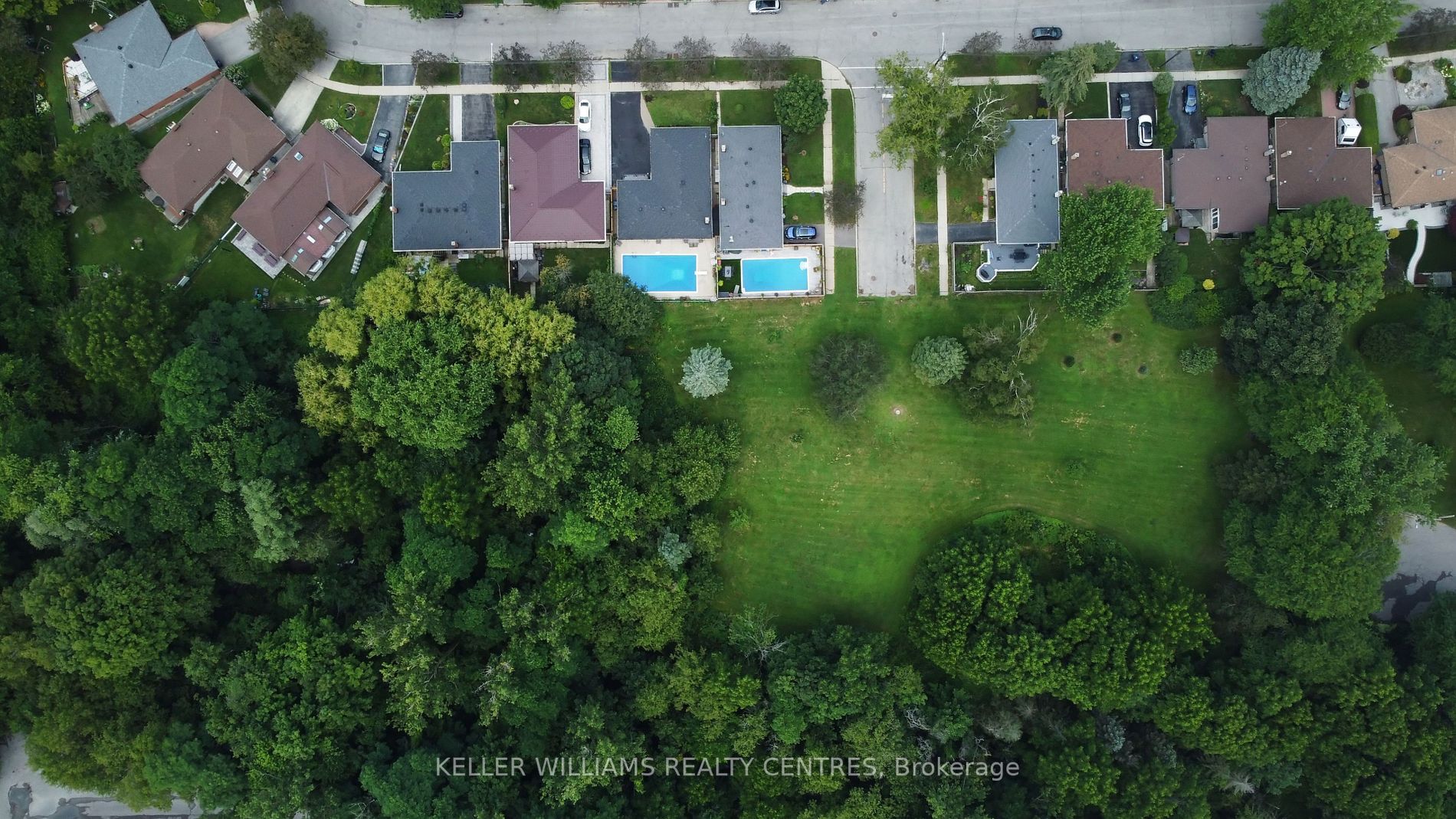 44 Woodgarden Crescent