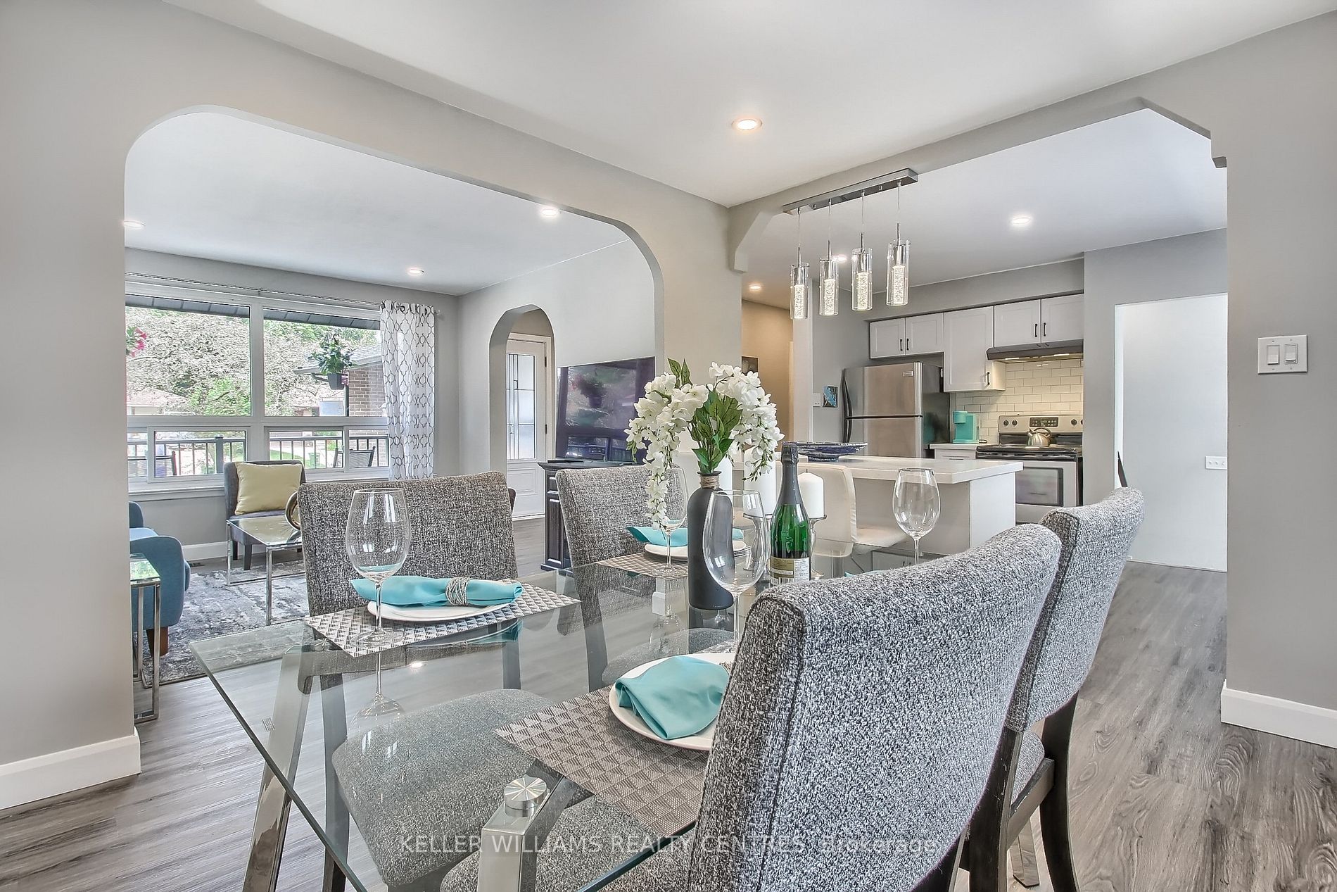 44 Woodgarden Crescent