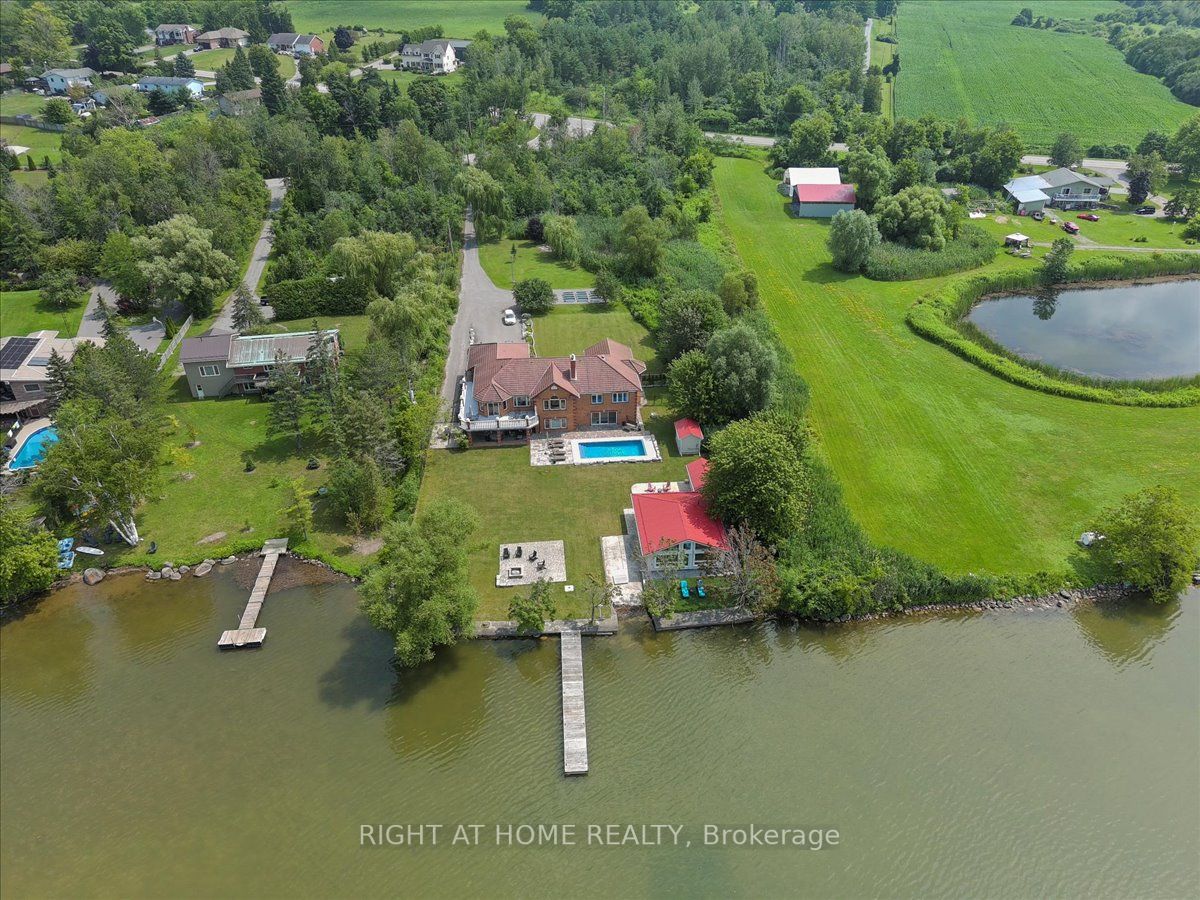 4 Williams Point Rd