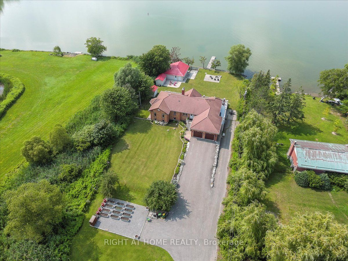 4 Williams Point Rd