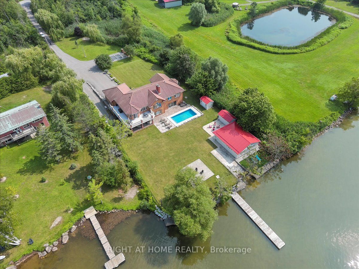 4 Williams Point Rd