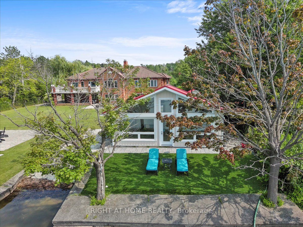 4 Williams Point Rd