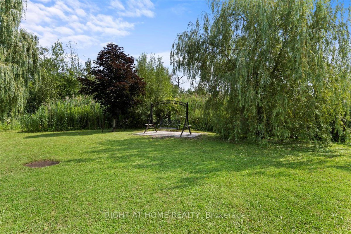 4 Williams Point Rd