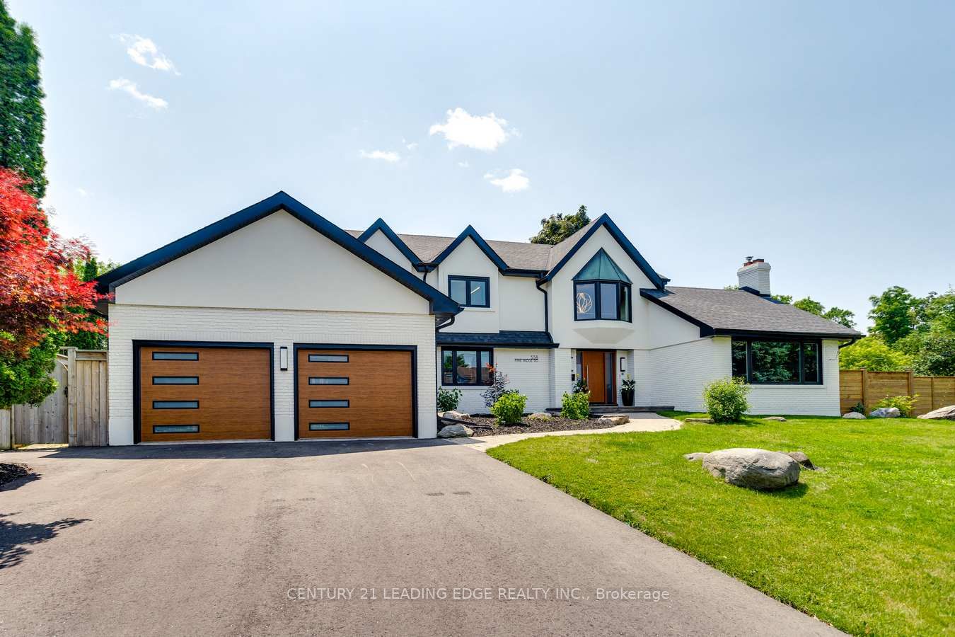 558 Pine Ridge Road S