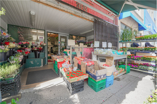 2052 Danforth Ave, Toronto