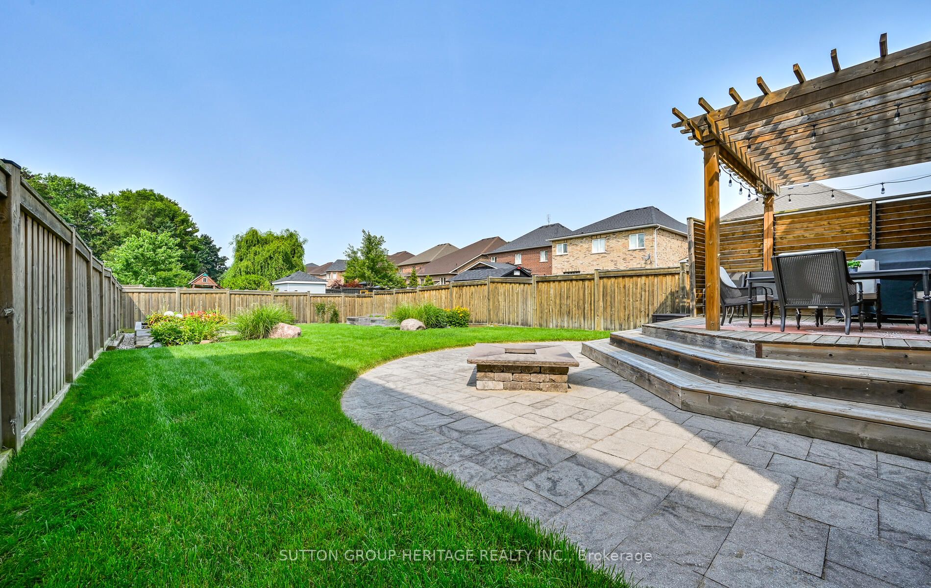 568 Gillmoss Rd