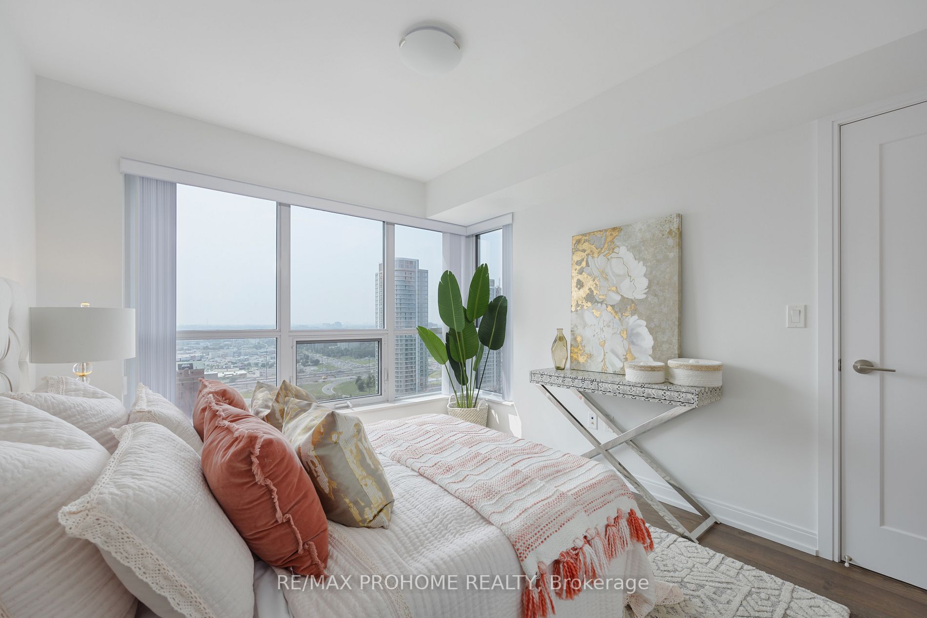 275 Village Green Sq, #2623