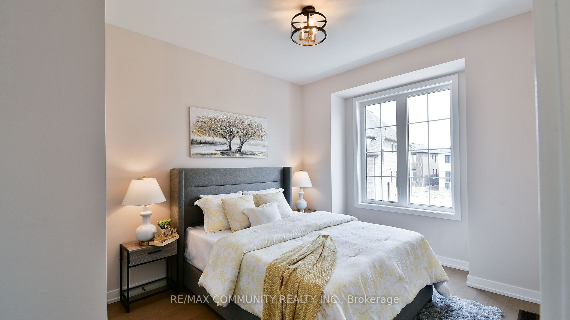 400 Finch Avenue E, #5