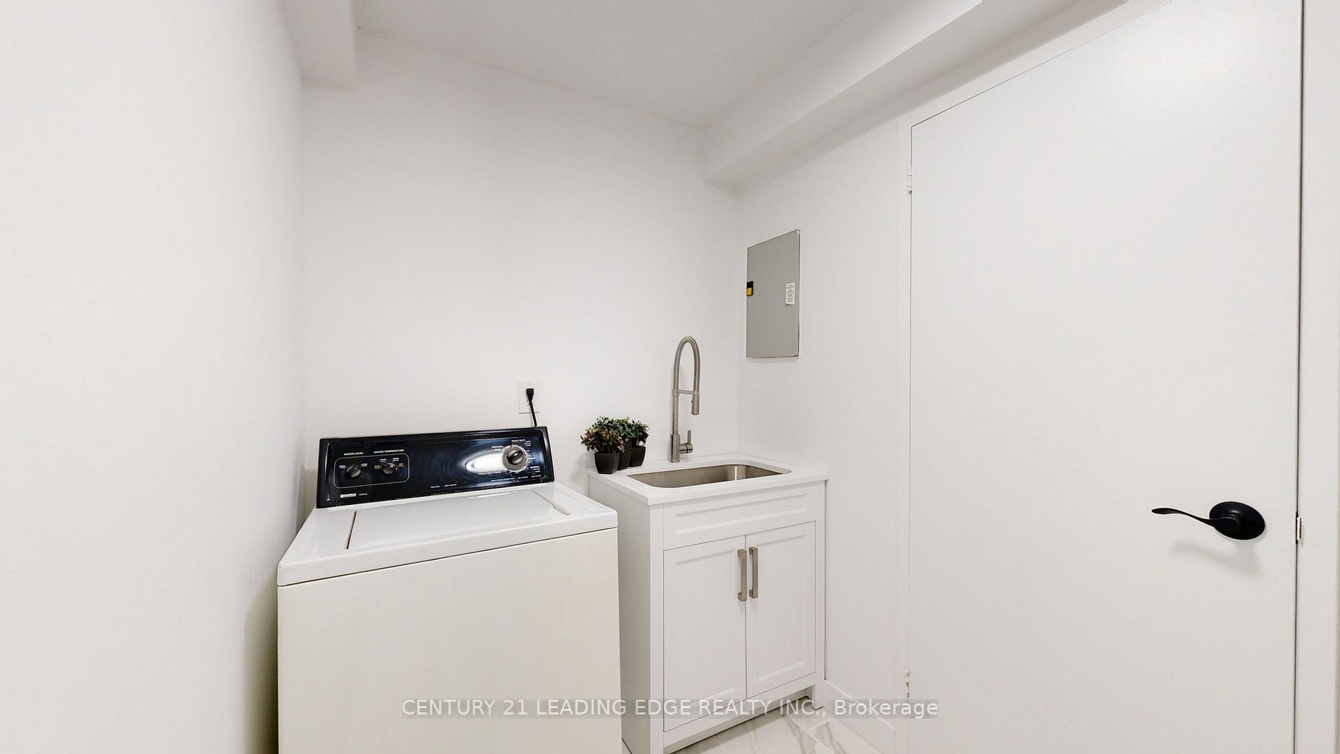 130 Ling Rd, #73