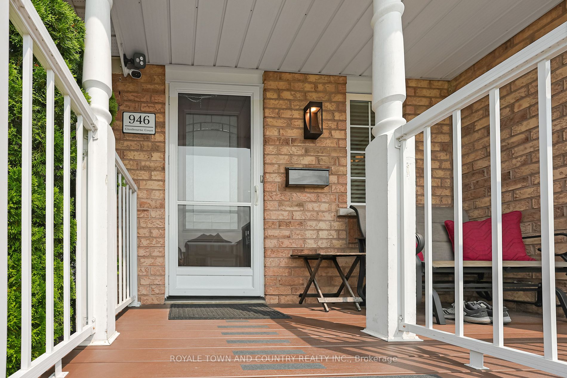 946 Glenbourne Crt