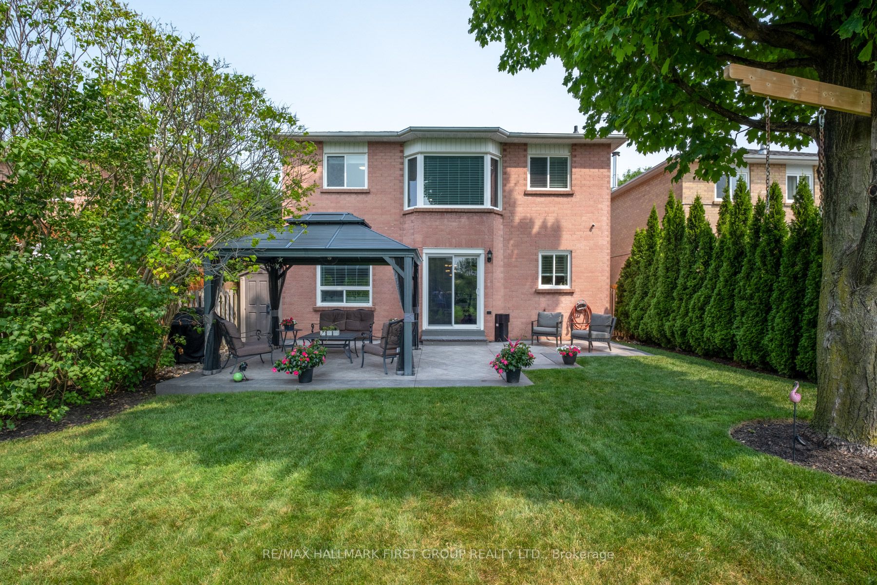 100 Deverell St, Whitby