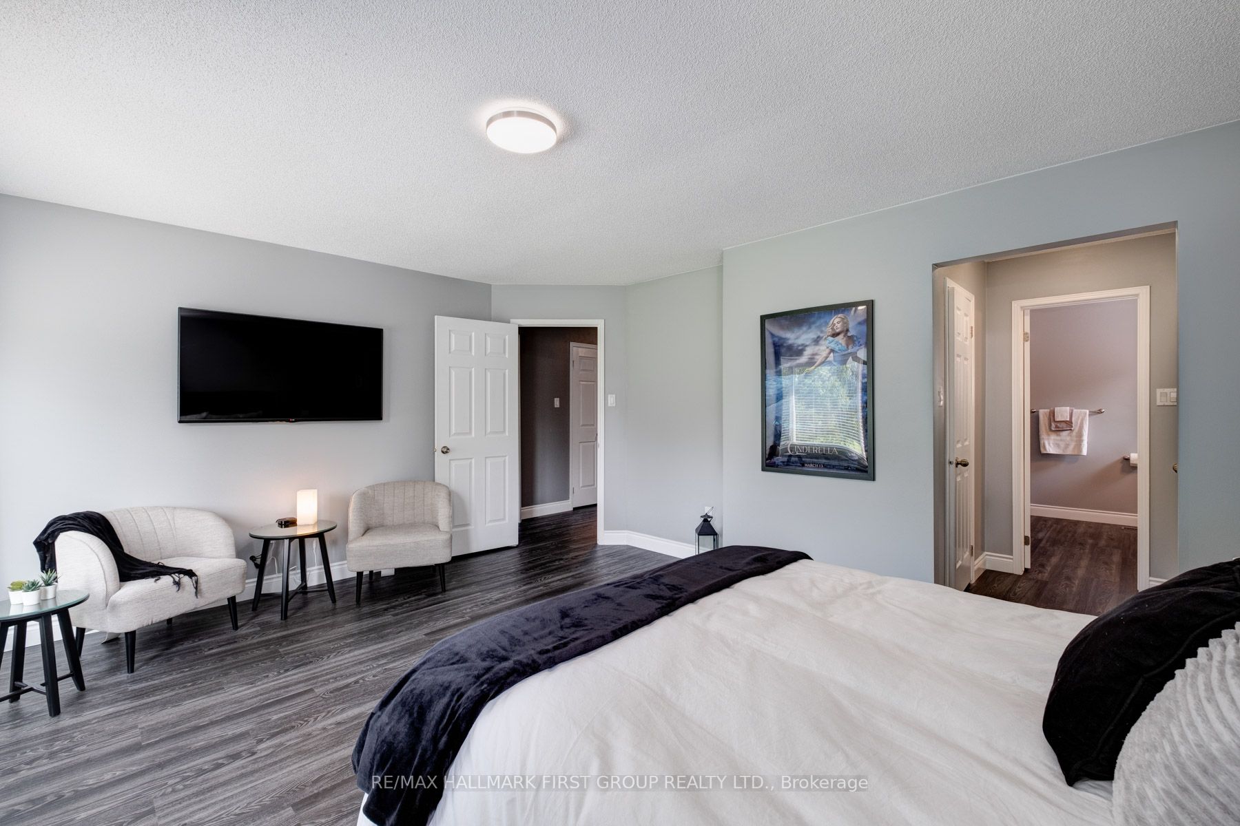 100 Deverell St, Whitby