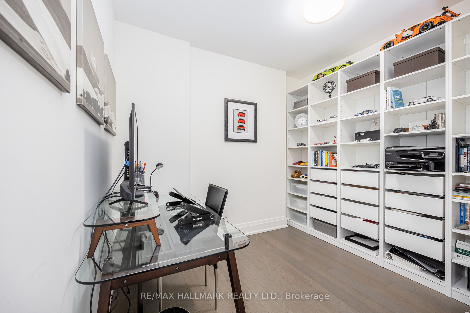 365 Beech Ave, #401