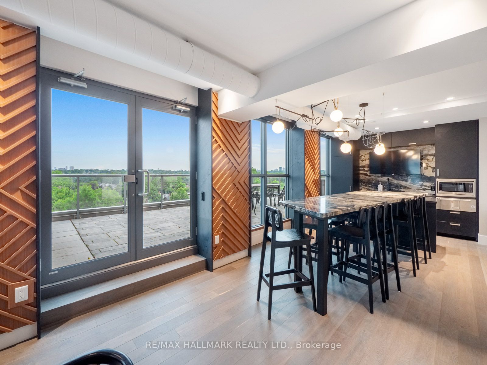 1331 Queen Street E, #604