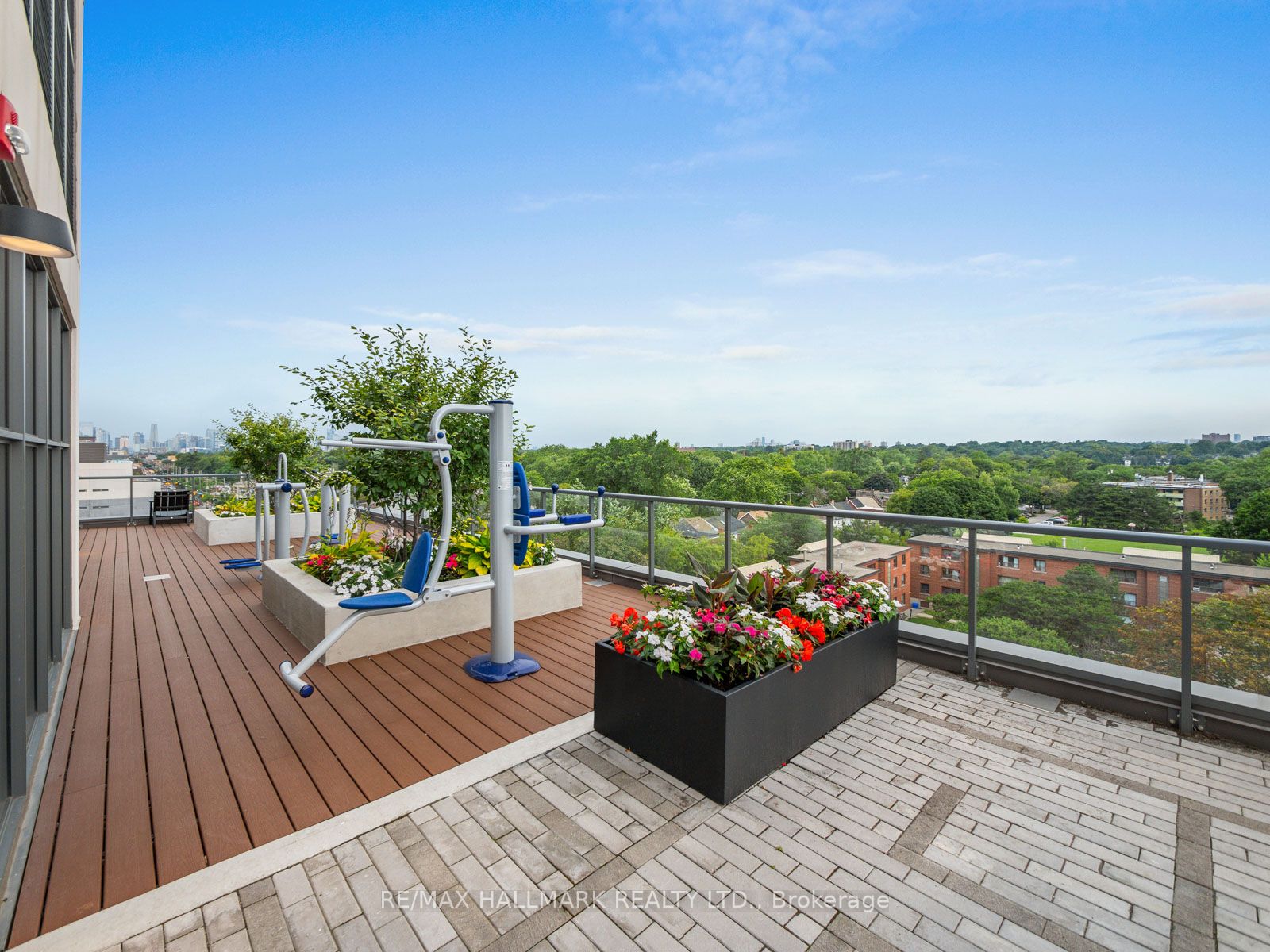 1331 Queen Street E, #604