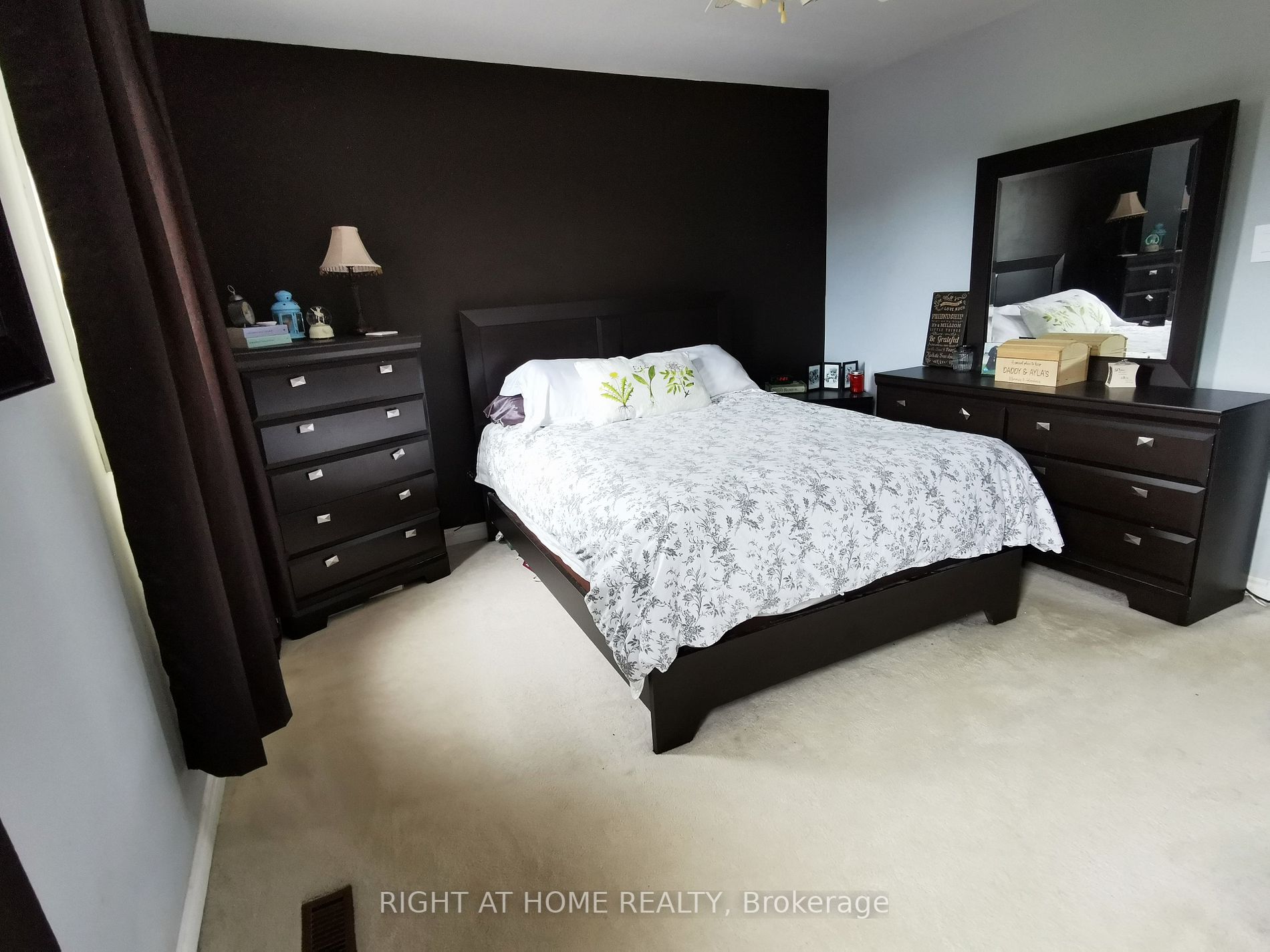 110 Melissa Cres