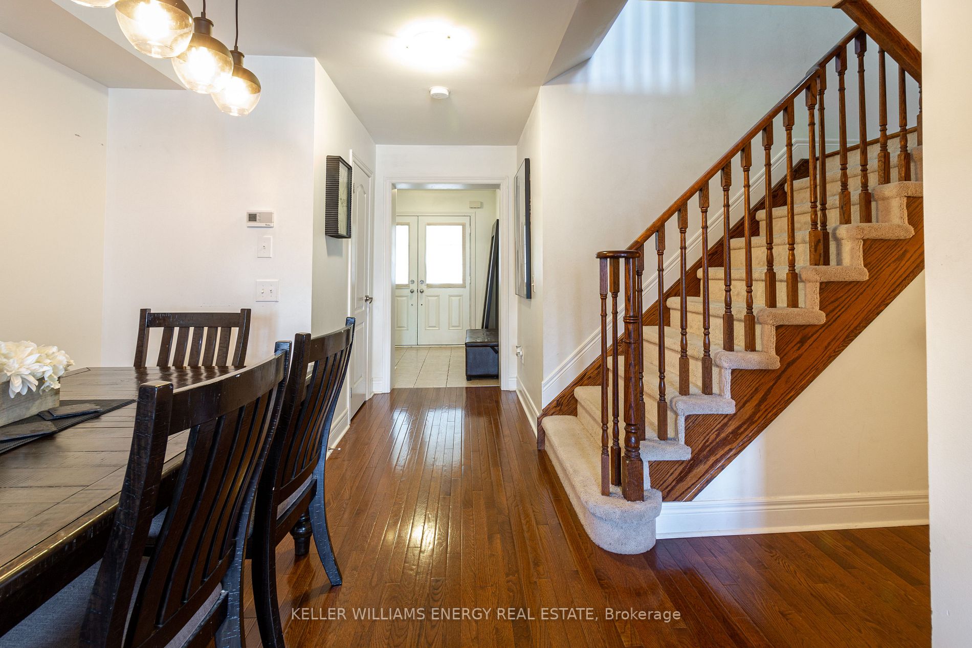 146 Dewell Crescent
