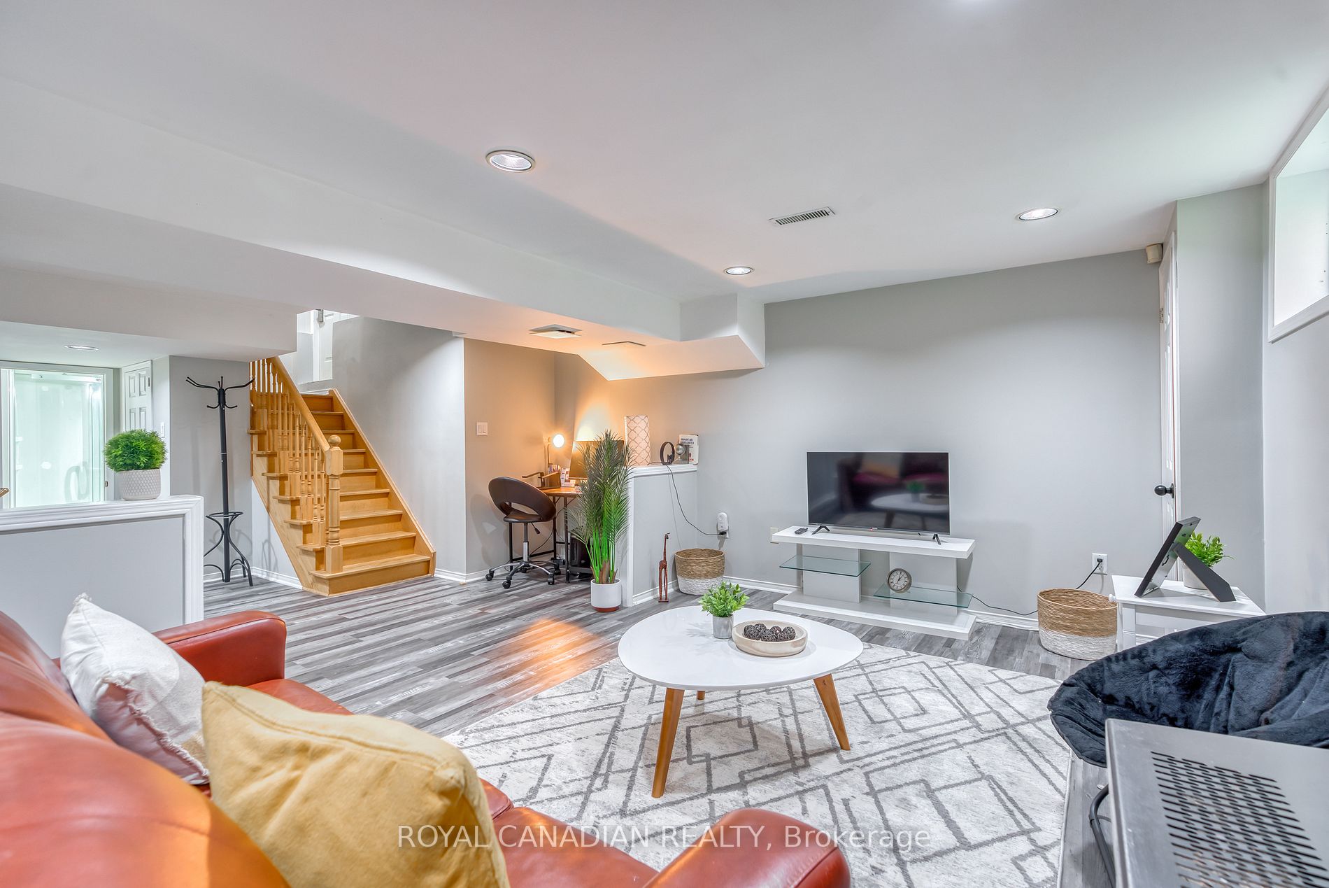 3 Mayfield Crescent
