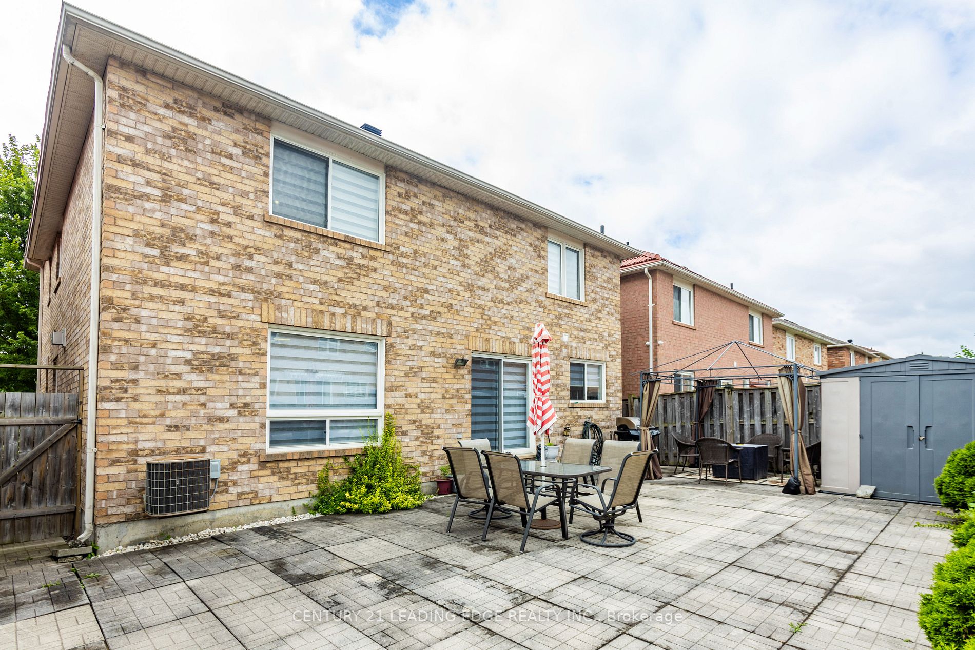 38 Bobolink Ave