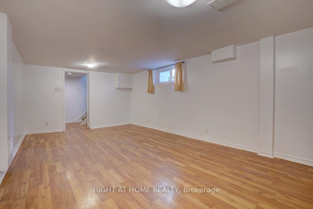 91 Hart Avenue