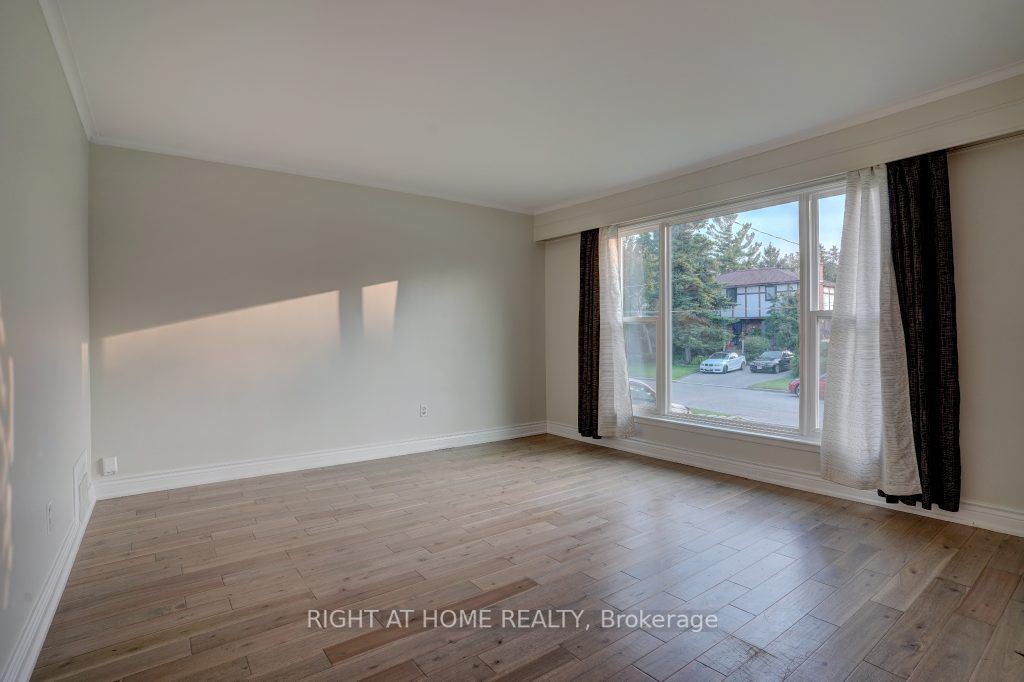 91 Hart Avenue