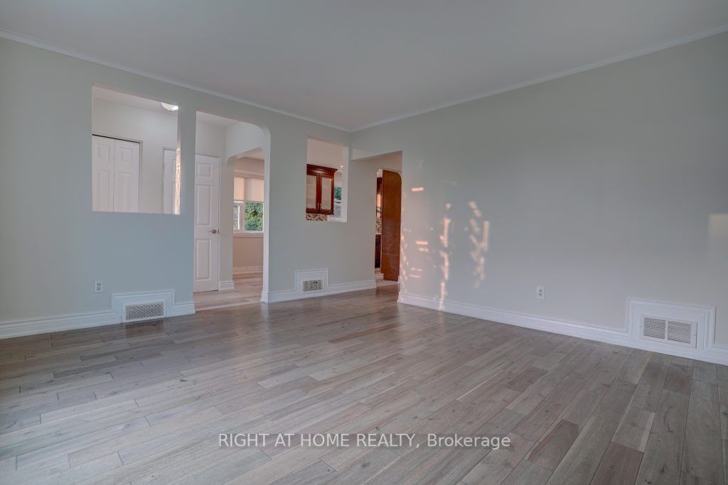 91 Hart Avenue
