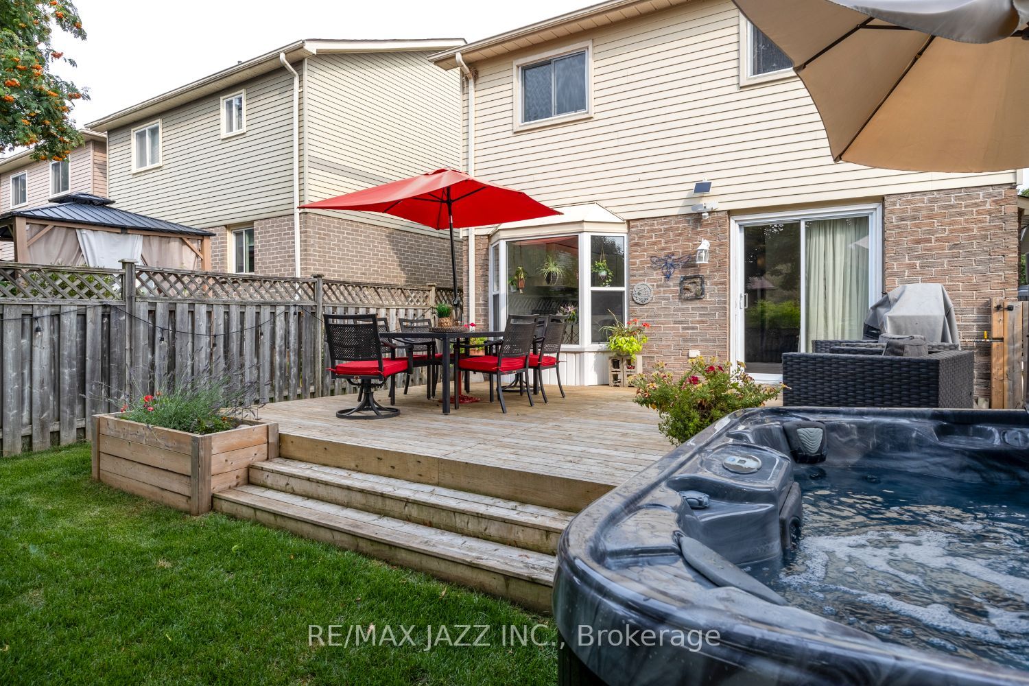 788 Attersley Dr