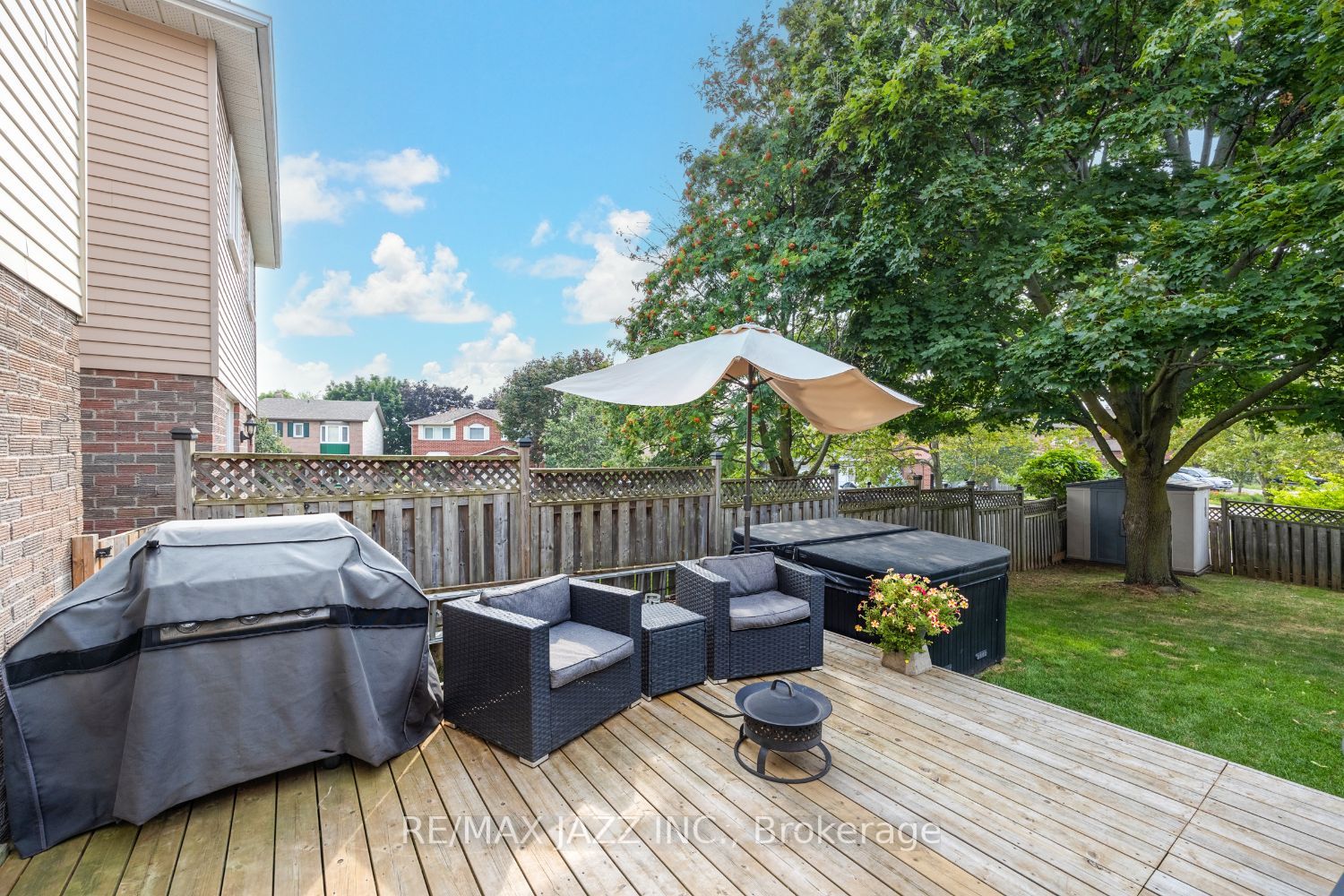 788 Attersley Dr
