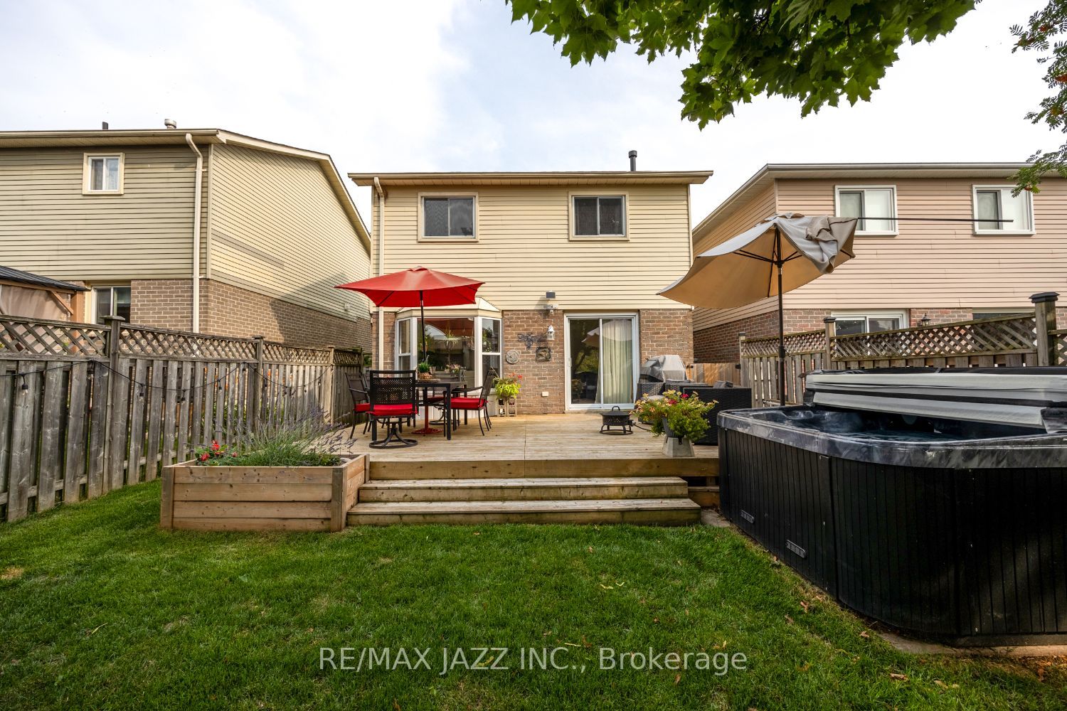 788 Attersley Dr