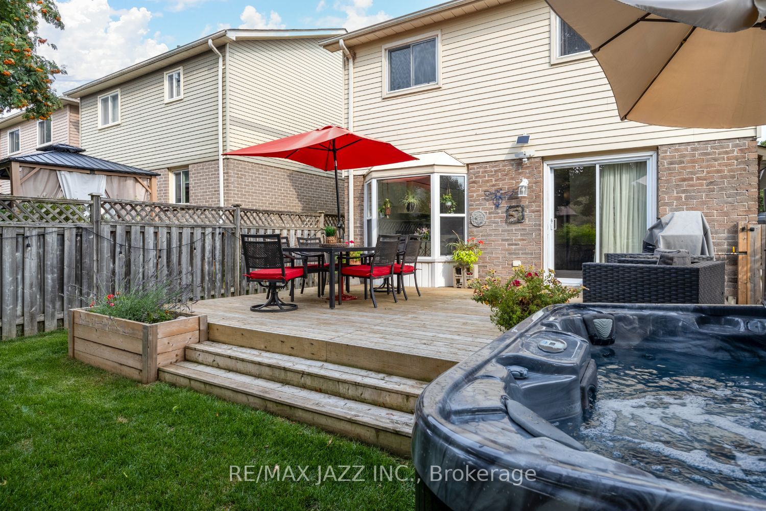 788 Attersley Dr