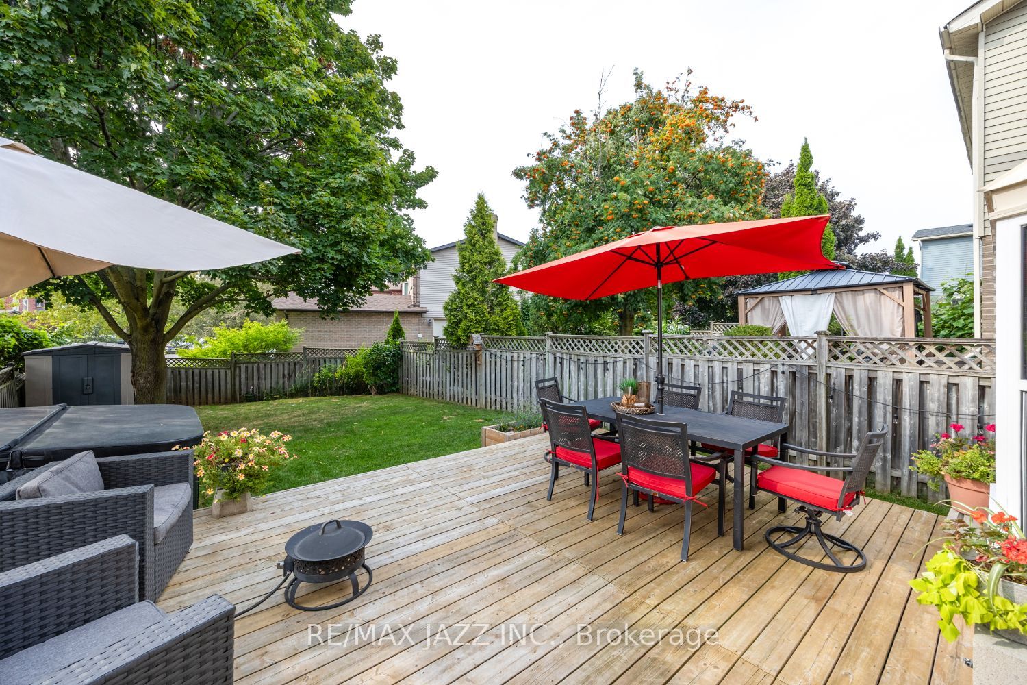 788 Attersley Dr