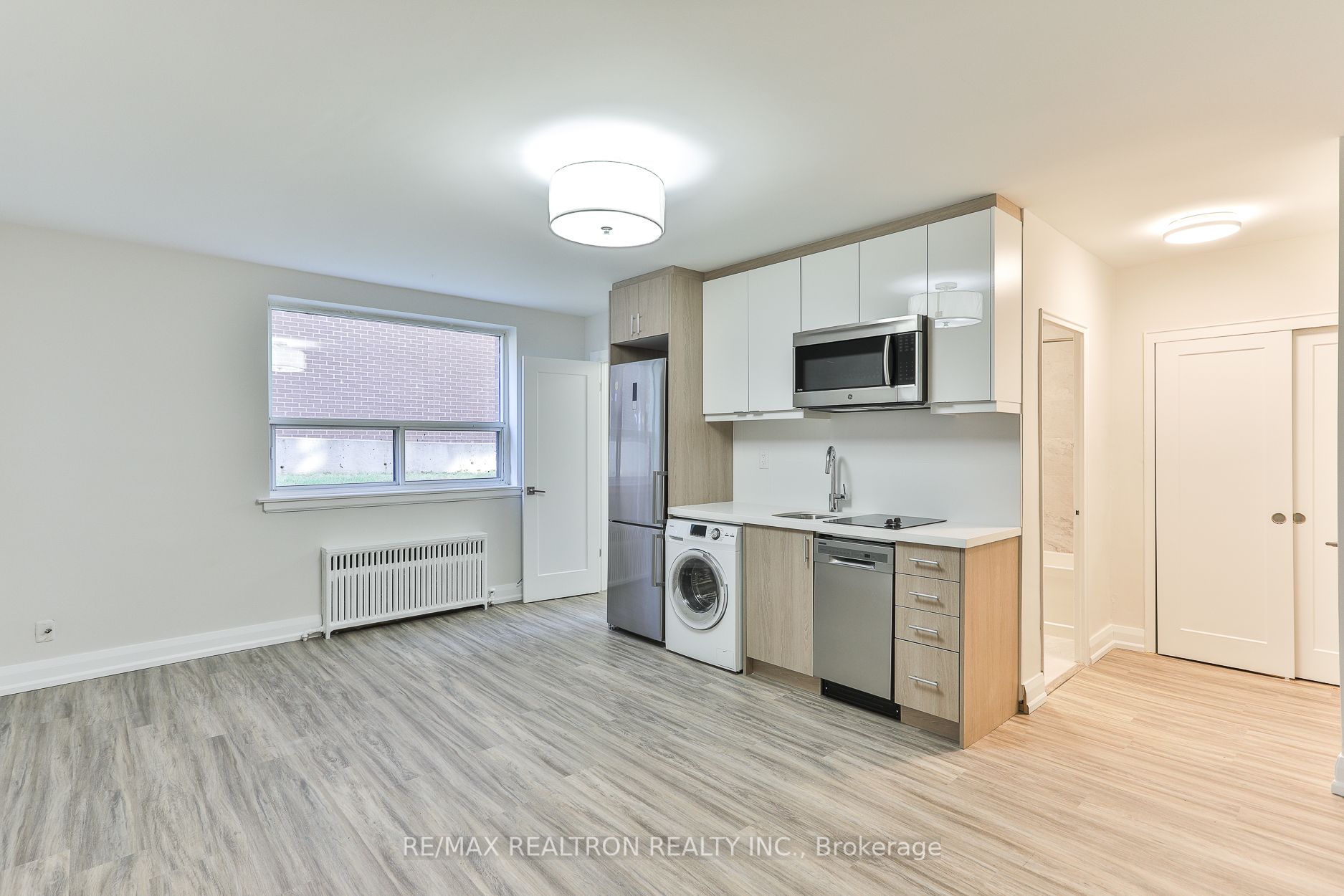 1336 Kingston Rd