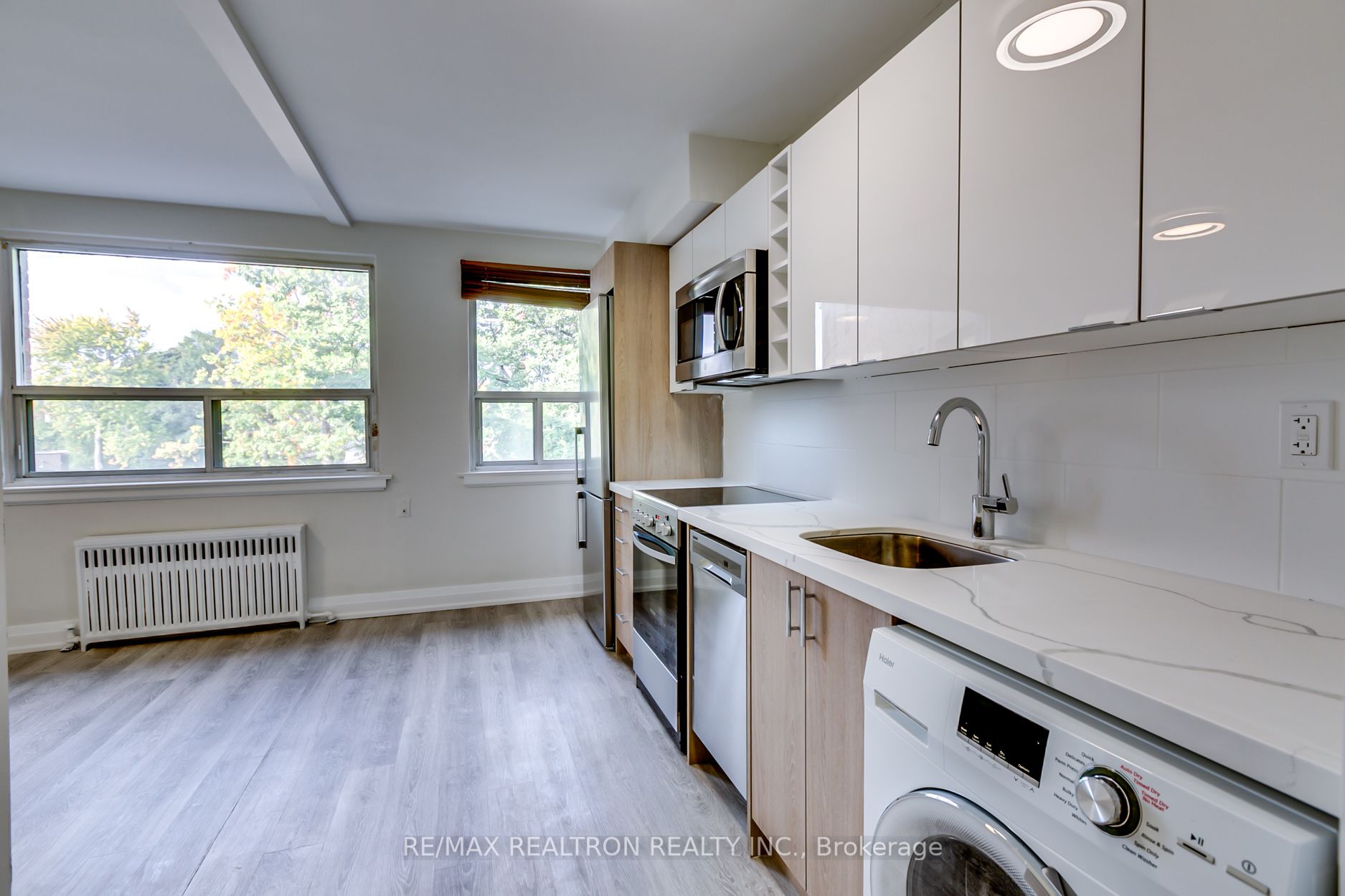 1336 Kingston Rd